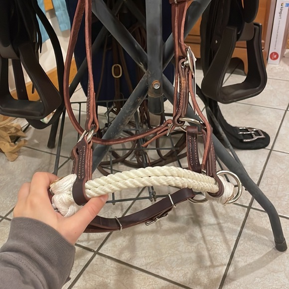 Weaver Leather Deluxe Latigo Leather Side Pull Double Nose - Picture 4 of 7